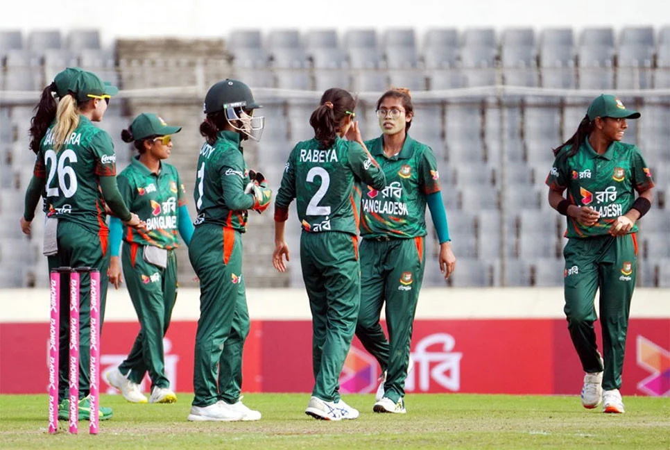 এক ম্যাচ হাতে রেখেই সিরিজ বাংলাদেশের মেয়েদের